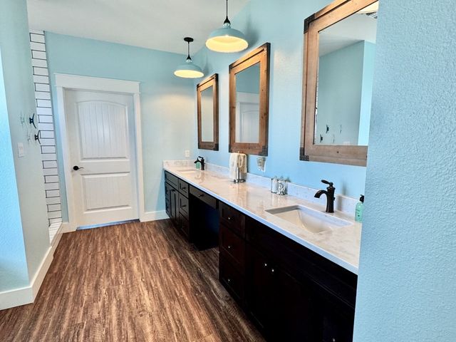 1504 Cape Velero Dr, Rockport, TX 78382