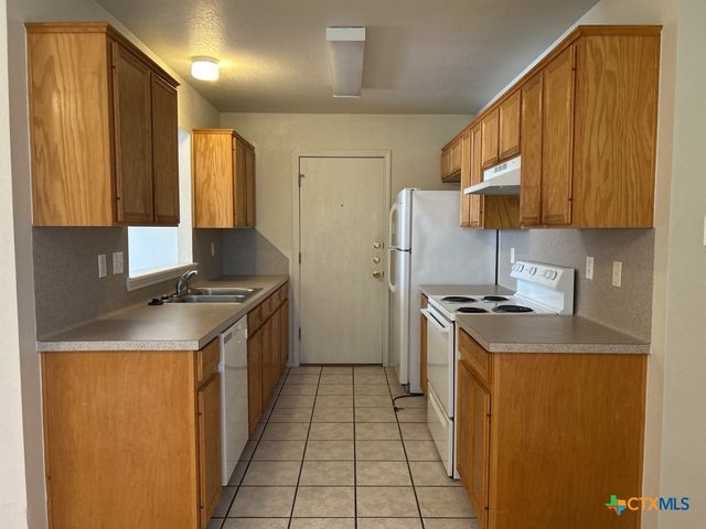 914 Mcdaniel Circle, Killeen, TX 76543