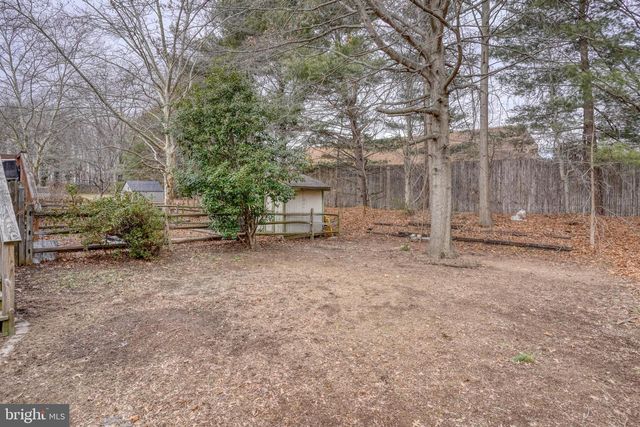 34 PHOTINIA DR, Newark, DE 19702