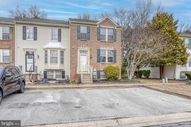34 PHOTINIA DR, Newark, DE 19702