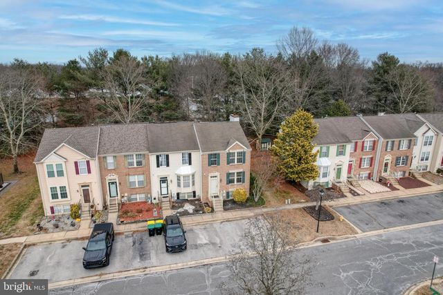 34 PHOTINIA DR, Newark, DE 19702