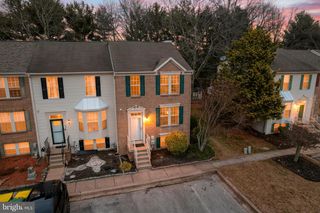 34 PHOTINIA DR, Newark, DE 19702