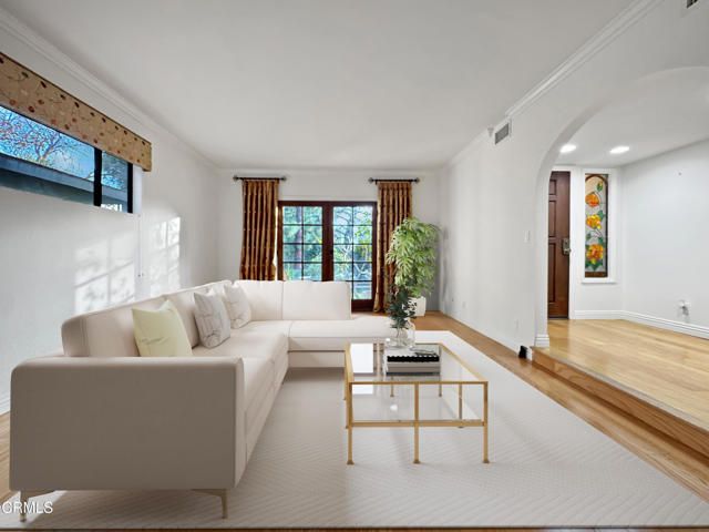 2307 Dorothy Street, La Crescenta, CA 91214