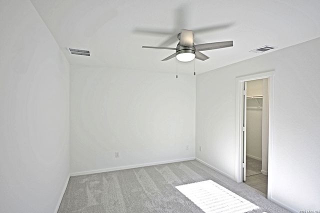 6730 Marble Ridge, Elmendorf, TX 78112