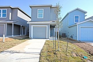 6730 Marble Ridge, Elmendorf, TX 78112