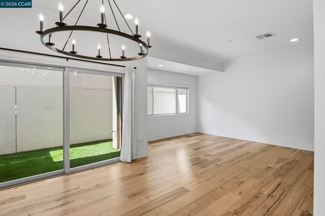 20402 Santa Ana Ave 4, Newport Beach, CA 92660