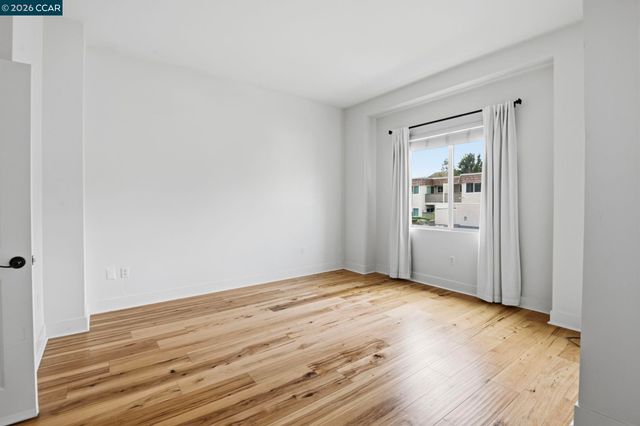 20402 Santa Ana Ave 4, Newport Beach, CA 92660