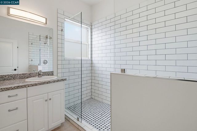 20402 Santa Ana Ave 4, Newport Beach, CA 92660