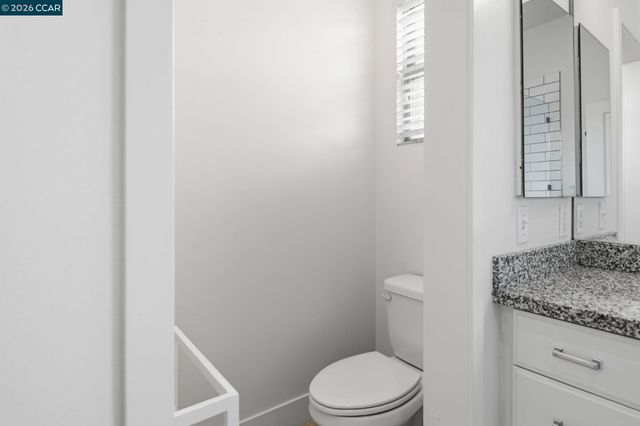 20402 Santa Ana Ave 4, Newport Beach, CA 92660