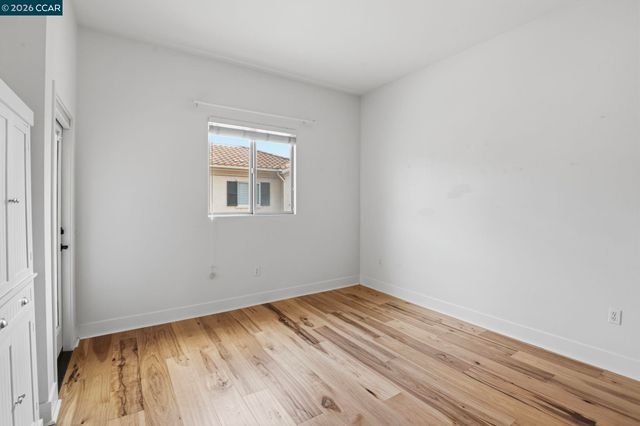 20402 Santa Ana Ave 4, Newport Beach, CA 92660