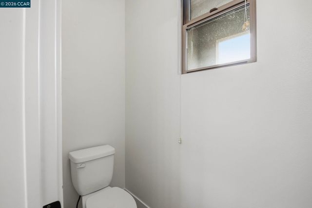 20402 Santa Ana Ave 4, Newport Beach, CA 92660