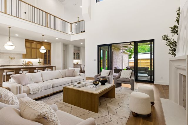 7153 Cornelia Lane, Dallas, TX 75214