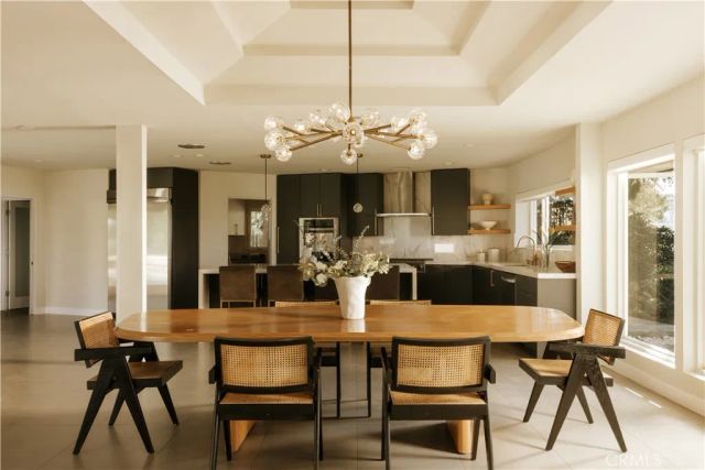4173 Regal Oak, Encino, CA 91436