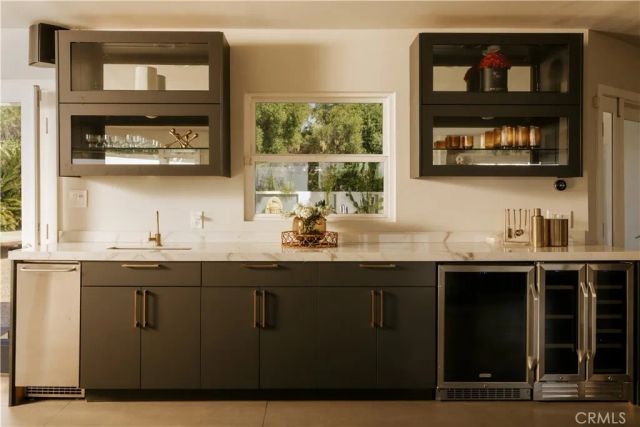 4173 Regal Oak, Encino, CA 91436