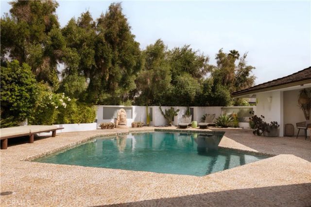 4173 Regal Oak, Encino, CA 91436