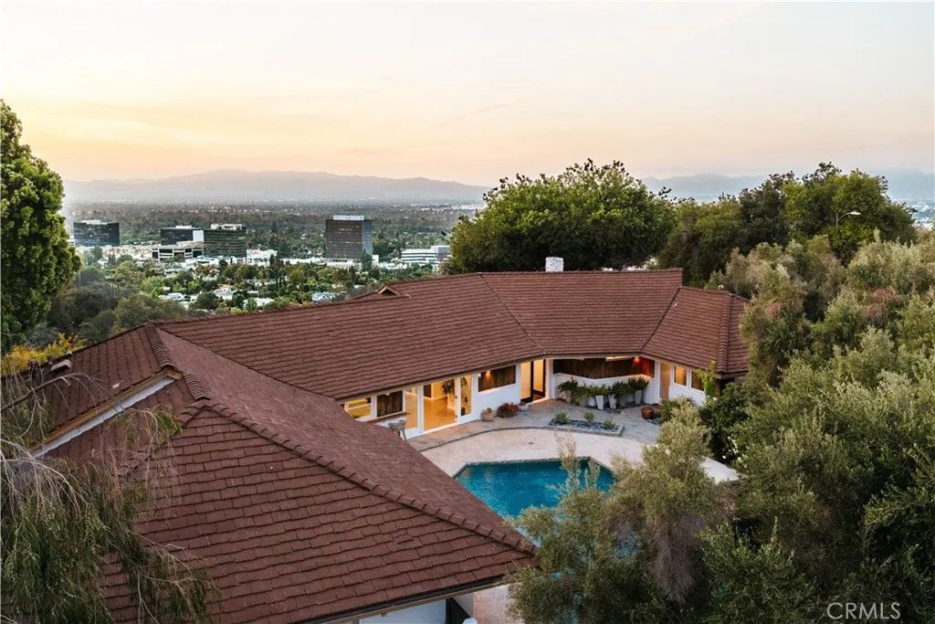 4173 Regal Oak, Encino, CA 91436