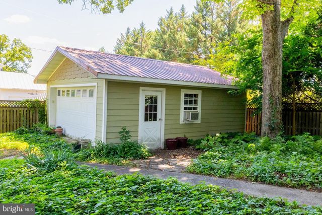 603 S SAMUEL ST, Charles Town, WV 25414