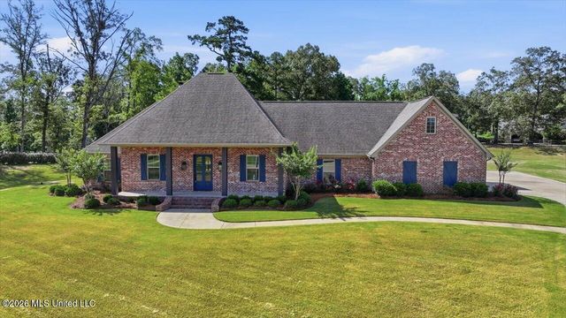 318 Longwood Court, Pearl, MS 39208