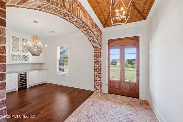318 Longwood Court, Pearl, MS 39208