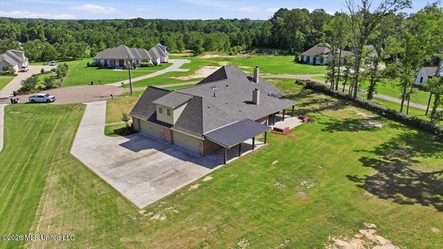 318 Longwood Court, Pearl, MS 39208
