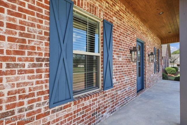 318 Longwood Court, Pearl, MS 39208