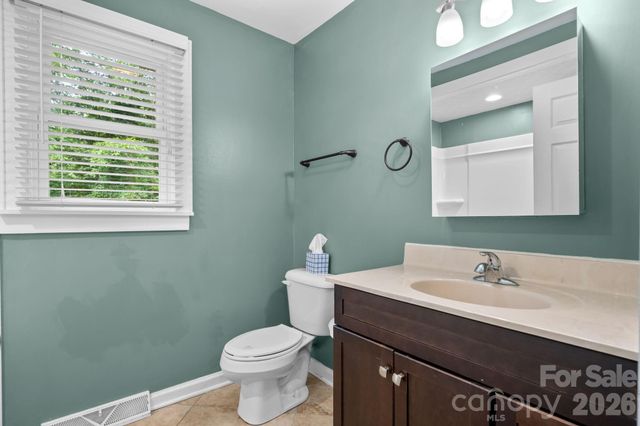 4073 NC 226A Highway, Marion, NC 28752