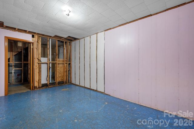 4073 NC 226A Highway, Marion, NC 28752