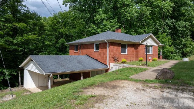 4073 NC 226A Highway, Marion, NC 28752