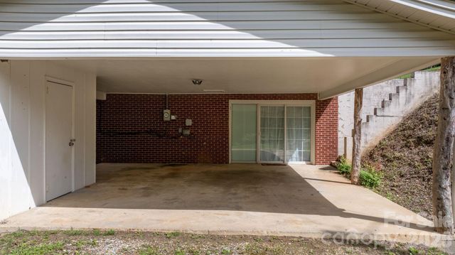 4073 NC 226A Highway, Marion, NC 28752