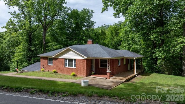 4073 NC 226A Highway, Marion, NC 28752