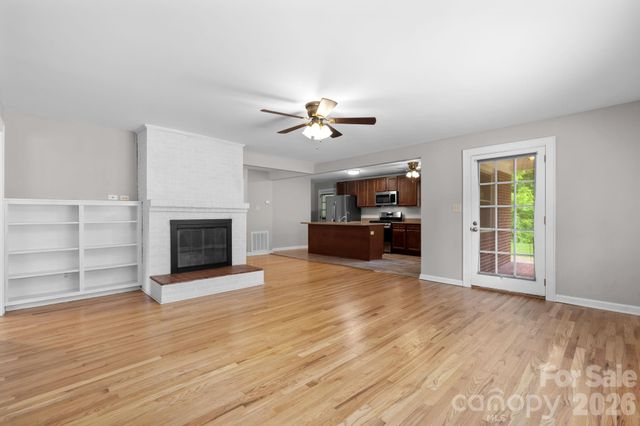 4073 NC 226A Highway, Marion, NC 28752