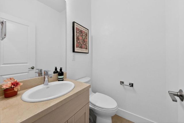 1083 Ed Roth Terrace, Sunnyvale, CA 94086