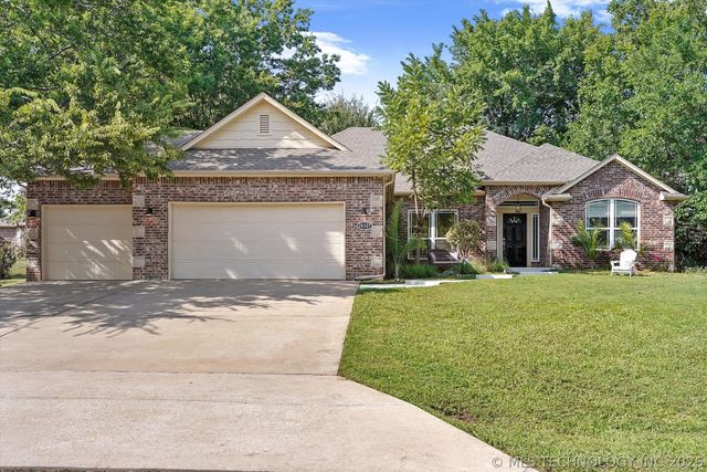 26327 E 112th Court S, Coweta, OK 74429