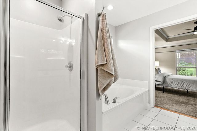 26327 E 112th Court S, Coweta, OK 74429