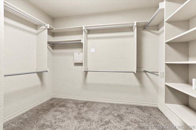 26327 E 112th Court S, Coweta, OK 74429