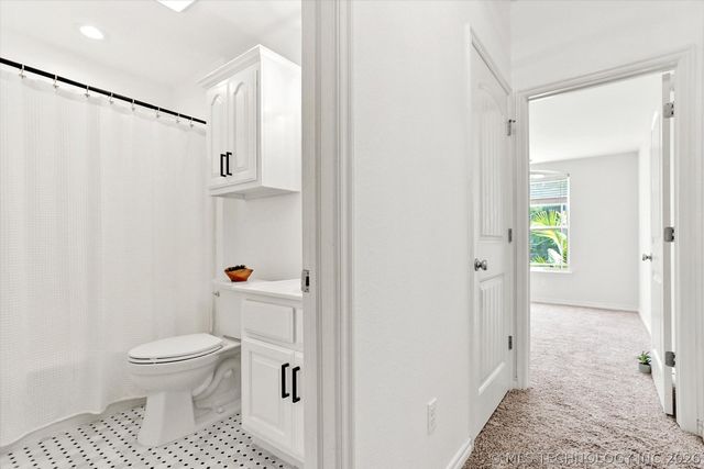 26327 E 112th Court S, Coweta, OK 74429