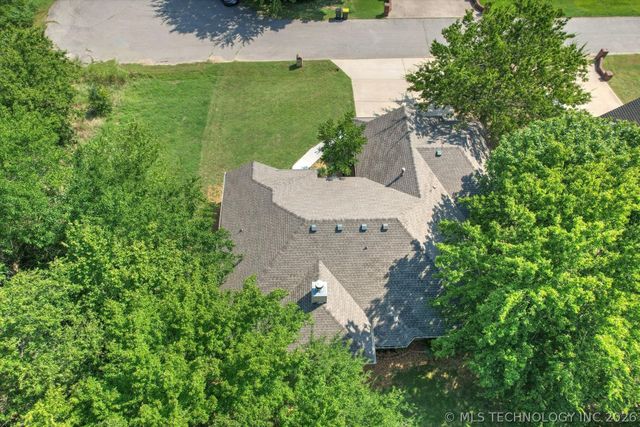 26327 E 112th Court S, Coweta, OK 74429