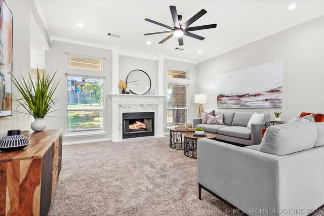 26327 E 112th Court S, Coweta, OK 74429