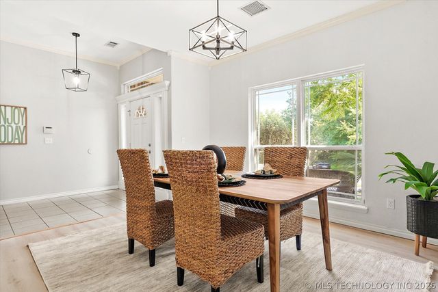 26327 E 112th Court S, Coweta, OK 74429