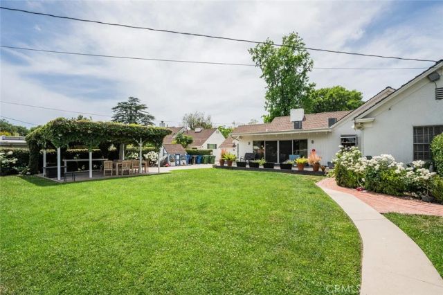 6616 Langdon Avenue, Van Nuys, CA 91406