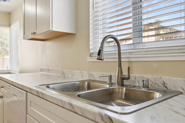 1351 Peach Ct, San Jose, CA 95116