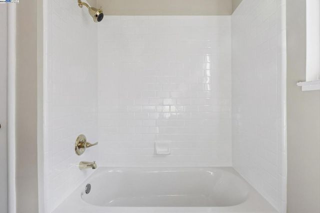 1351 Peach Ct, San Jose, CA 95116