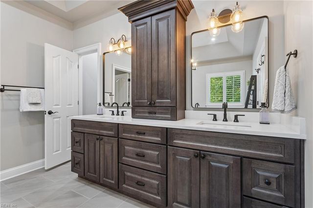 5206 Sandstone CT, Suffolk, VA 23435
