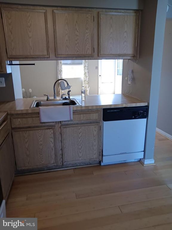 Image 8 of property listing at 246 CANFIELD TER, Frederick, MD 21702