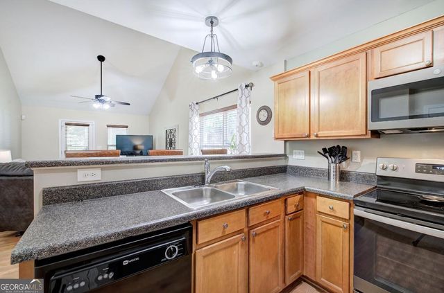 126 Oakview Passage, Canton, GA 30114