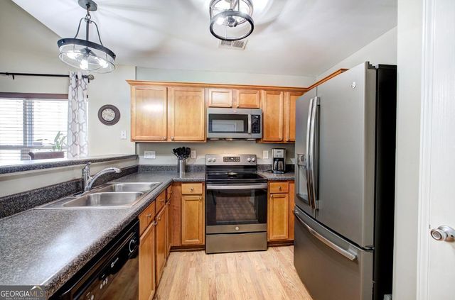 126 Oakview Passage, Canton, GA 30114