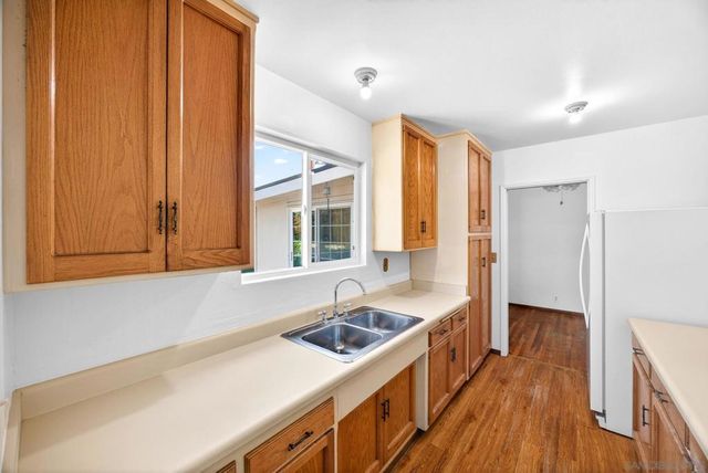 3451 Fairway Dr, La Mesa, CA 91941