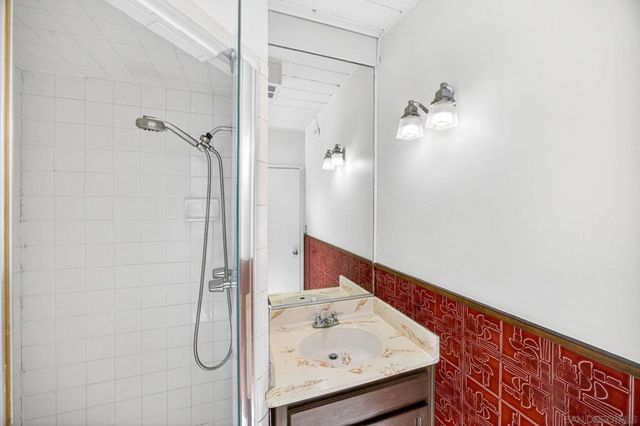 3451 Fairway Dr, La Mesa, CA 91941