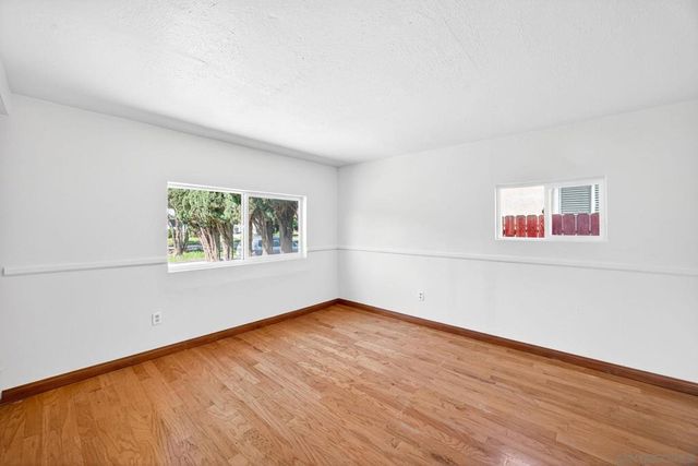 3451 Fairway Dr, La Mesa, CA 91941