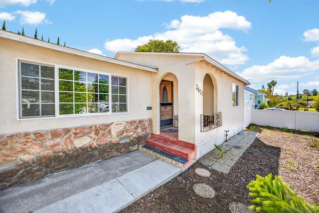 3451 Fairway Dr, La Mesa, CA 91941